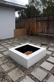 Pin By Mila Chmil On Stylish Home Fire Pit Materials Fire Pit Landscaping Fire Pit Bench