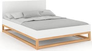 Ne manquez pas de découvrir toute l'étendue de notre offre à prix cassé. Lit Avec Tete De Lit Sommier Bois Massif Blanc 140x200cm Karin Maisons Du Monde