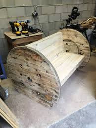 Diy Paletten Und Spulenbanke Neue Paletten Diy Paletten Palettenmobel Im Freien Diy Palettenmobel