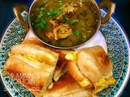 Panas, pekat dan cukup perisa. Resepi Sup Mamak Cicah Roti John Iluminasi