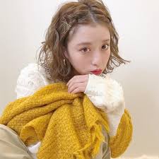 下を向くと落ちてくる中途半端な前髪がまとまる3分アレンジ14選