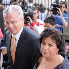 Si hay un nombre en españa que encarne con más precisión la figura del juez, ese nombre es baltasar garzón. Baltasar Garzon Ingresado Por Coronavirus A Los 64 Anos Informalia Es