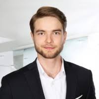 100+ perfiles de «Maletzki»