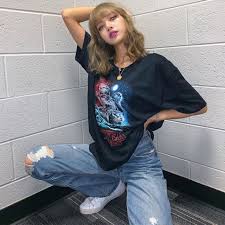 She is the youngest member of blackpink. Denim Pants Worn By Lisa Of Blackpink As Seen On Instagram Account Of Lalalalisa M Spotern