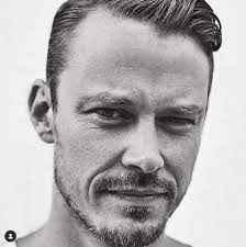 🖤🤍 Happy Sunday! 🤍🖤 Here's a headshot of Michael in black & white  (circa 2015-2018). 🥰 #MichaelDorman #photoshoot #blackandwhite  #blackandwhitephotography #photography #JoePickett #ForAllMankind #onepiece 