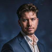 Adam Glanz's Instagram, Twitter & Facebook