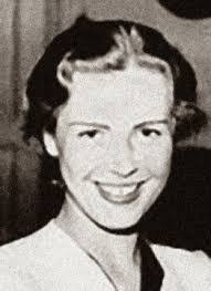 Alicia Darr's Instagram, Twitter & Facebook