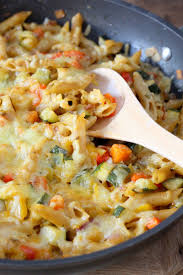 Budget Pasta Ovenschotel Met Courgette En Paprika Francesca Kookt Recept Pasta Recepten Makkelijk Recept Courgette Paprika Pastarecepten