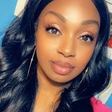 Candace Craddock's Instagram, Twitter & Facebook