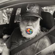 Robert Bobby “basa” Allen @basa_kauai the resin King 👑 so fortunate to  have him a part of our 🌑HANALEI #basa #wainihasfinest #robertallen  #ohanalei #resinking #basaresin