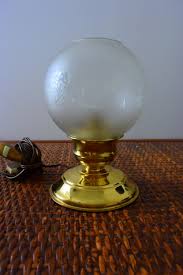 Lampe Boule Verre Irise Socle Laiton Vintage Luminaire Made In France Decoration Lampe A Poser Decor Fleurs De La Boutique Lebazardiza Sur Etsy Etsy Lamp Decor
