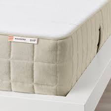 Mit unseren 160x200 cm großen gummimatratzen sind wir für alle körpertypen geeignet und für alle stellungen. Mausund Latexmatratze Mittelfest Natur 160x200 Cm Ikea Schweiz