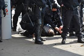 Statutes are written laws enacted by the singapore parliament, as well as by other bodies that had power to pass laws for singapore in the past. Singapore 29 Year Old Man Found Dead In Geylang After Fight Police Arrest Suspect Of Murder