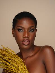 Recent work delivered to my clients🥰 Happy Boxing Day, great family! 💓 We  design| we edit| we also retouches pictures