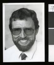 Subject Search for Portrait photographs