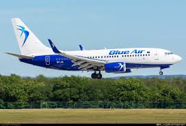 This aircraft has 12 plus seats and 118 economy for a total of 130. Sp Lua Boeing 737 700 Operated By Lot Polish Airlines Taken By Debregabor Photoid 20451 Planephotos Net