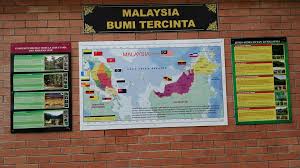 Buah rambutan termasuk jenis buah bergerombol dengan kulit buah berambut dengan warna hijau saat muda dan akan berubah menjadi merah saat matang. Asasteguh Enterprise Posts Facebook