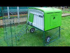Montage Du Grand Poulailler Eglu Cube 10 Poules Youtube Poule Cubes Poulailler