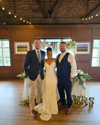 Congratulations to two of my best friends of the last 10+ years! So glad I  inadvertently played matchmaker back in 2017 🤍