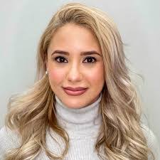 Christine Cotto's Instagram, Twitter & Facebook