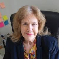 Ann Searle's Instagram, Twitter & Facebook