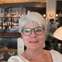 70+ "Sue Somerville" profiles