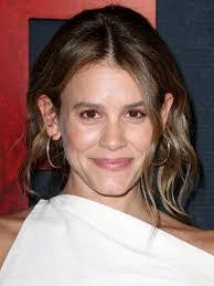 Sophie Bacon's Instagram, Twitter & Facebook