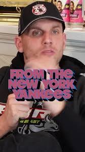 Aaron Gall's Instagram, Twitter & Facebook