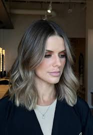 Looking for stylist that can layered hair like Farrah Fawcett hair st pete. 