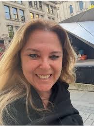 Alicia Ash's Instagram, Twitter & Facebook