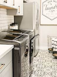 A Faux Farmhouse Laundry Room Farmhouse Laundry Room Laundry Room Design Farmhouse Laundry