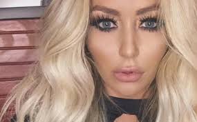 Reality TV Star, Aubrey Morgan Sets Internet