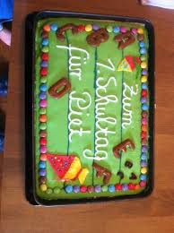 Für einige ist das dekorieren von kuchen ein hobby und für andere eine karriere. Tafel Kuchen Zur Einschulung Zum Schulanfang Von Cosma2202 Chefkoch Rezept Kuchen Einschulung Torte Einschulung Schultute Torte