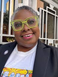 Tamara Stallings's Instagram, Twitter & Facebook