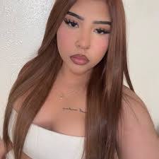 Katherine Moya's Instagram, Twitter & Facebook