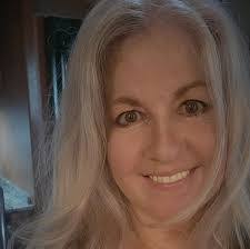 Karen Sleeth's Instagram, Twitter & Facebook