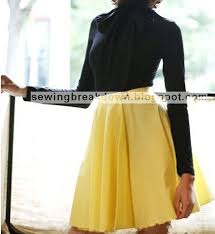 خياطة و تفصيل كيفية خياطة تنورة كلوش بالصور خطوة بخطوة Sewing Skirts Skirts Sewing