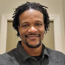 Vic Glenn (@vrglen01)