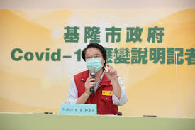 麻腮风三联疫苗（英語：measles mumps and rubella vaccine, mmr），港澳台译为麻疹腮腺炎德國麻疹混合疫苗，，大陆简稱麻腮风疫苗，是预防麻疹、腮腺炎、风疹（德國麻疹）的疫苗，由三種疾病病毒的活性減毒性病毒混合而成，是以注射的方式施打疫苗。 7q4m0zkhay8b1m