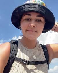 Saw some attractions, drank aperol spritz, became the attractions. Thanks  Italy