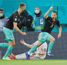 Für die em 2000 hatte sich österreich wieder als gastgeber beworben, ebenso wie spanien sowie belgien und die niederlande in einer gemeinschaftsbewerbung. Fussball Em 2021 Osterreich Schlagt Nordmazedonien Trotz Torwartpatzers Welt