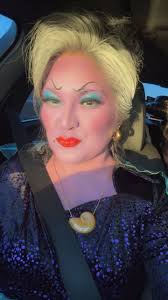 Ursula o Paquita: Disfraces de Halloween Impactantes
