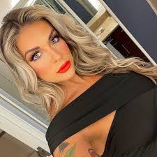 Clay Ashley's Instagram, Twitter & Facebook