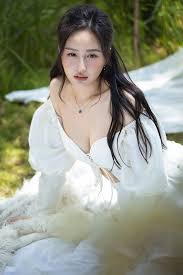 Mai phương thúy chẳng ngại công khai nhan sắc phía sau lớp trang điểm khiến cộng đồng mạng không khỏi bất ngờ. Mai PhÆ°Æ¡ng Thuy Khoe Ngá»±c Ä'áº§y Gá»£i Cáº£m Vá»›i Vay Trá»… Náº£i Hoa Háº­u Bao Ä'iá»‡n Tá»­ Tiá»n Phong
