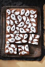 Chocolate bark is one of the easiest things you can throw together for any holiday or event. 60 Halloween Treats For Kids Best Easy Halloween Snack Ideas