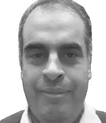 من هو عمر سليم؟