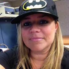 Tracy Maul's Instagram, Twitter & Facebook