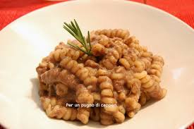 Pasta con crema di ceci. Fusilli Con Crema Di Ceci Neri Luca Sessa