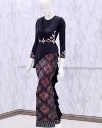 Pin Oleh Aniewadi Pada Baju Pada Tahun 2020 Fesyen Wanita Fesyen Dan Busana