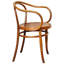 Bentwood B 9 Chair By Michael Thonet Manufactured By Jacob Josef Kohn Vintage Dining Chairs Thonet Chair Chair